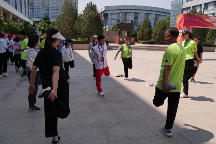 全民健身万里行活动济南启动 体育名将引领健康