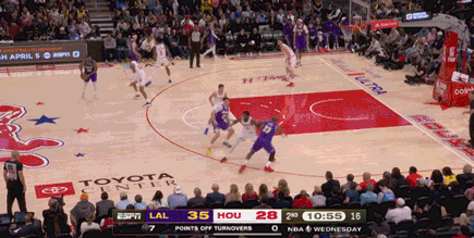 湖人逆转火箭申京复出助队赢球