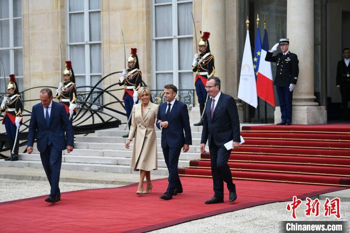 马克龙力排众议推动塞纳河开幕式 成功化解安保