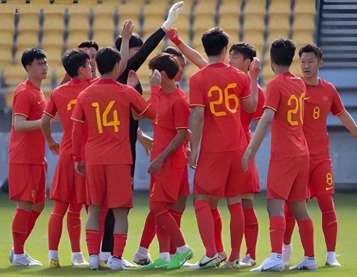 申花双冠王目标明确 刘诚宇吴曦成关键棋子